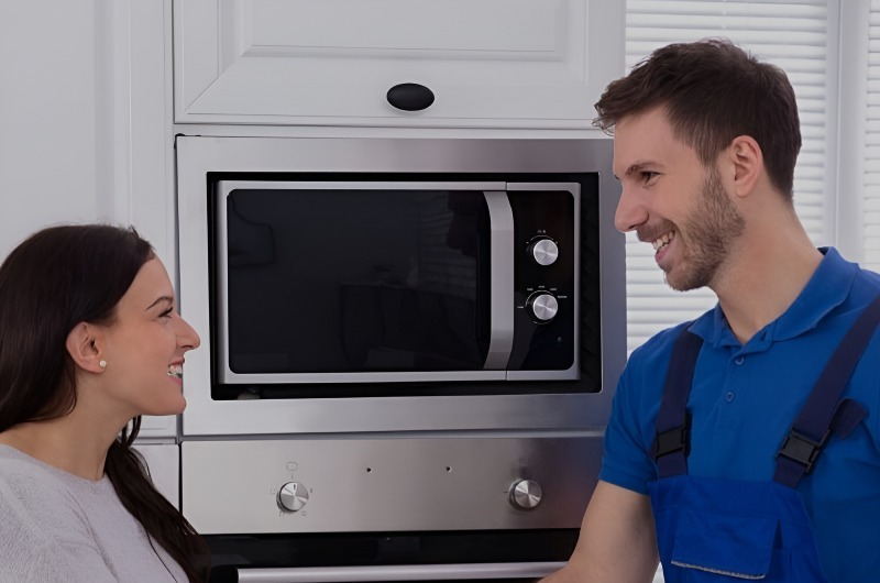 Your Guide to Microwave Oven Service: DIY Solutions and Troubleshooting
